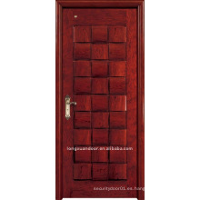 Puerta de madera sólida. Puerta de pintura de madera. Puerta interior